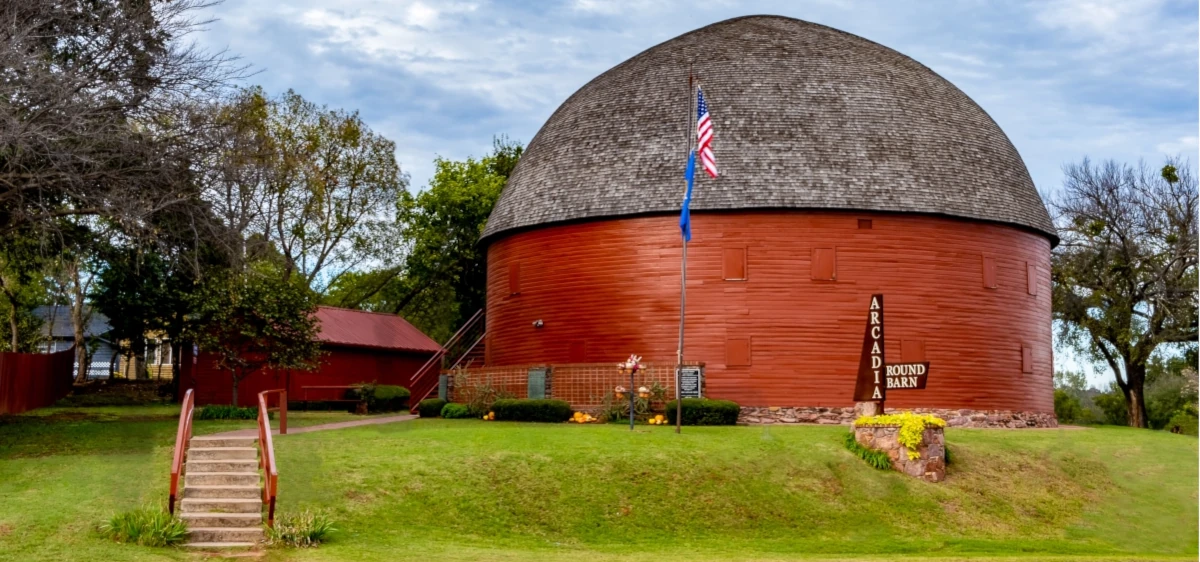 Arcadia Round Barn